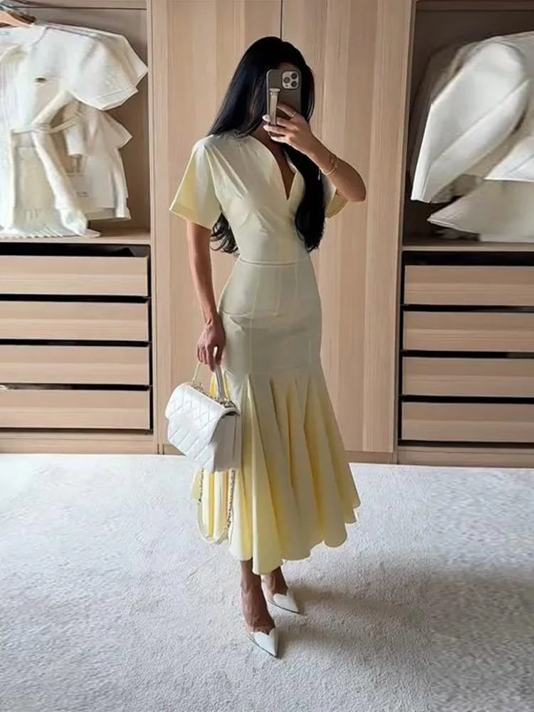 Elegant Solid Women's Dress V-Neck Short Sleeve Pleated Waist-Closed Hip Package Maxi Dresses 2026 Summer Female Vacation Robe