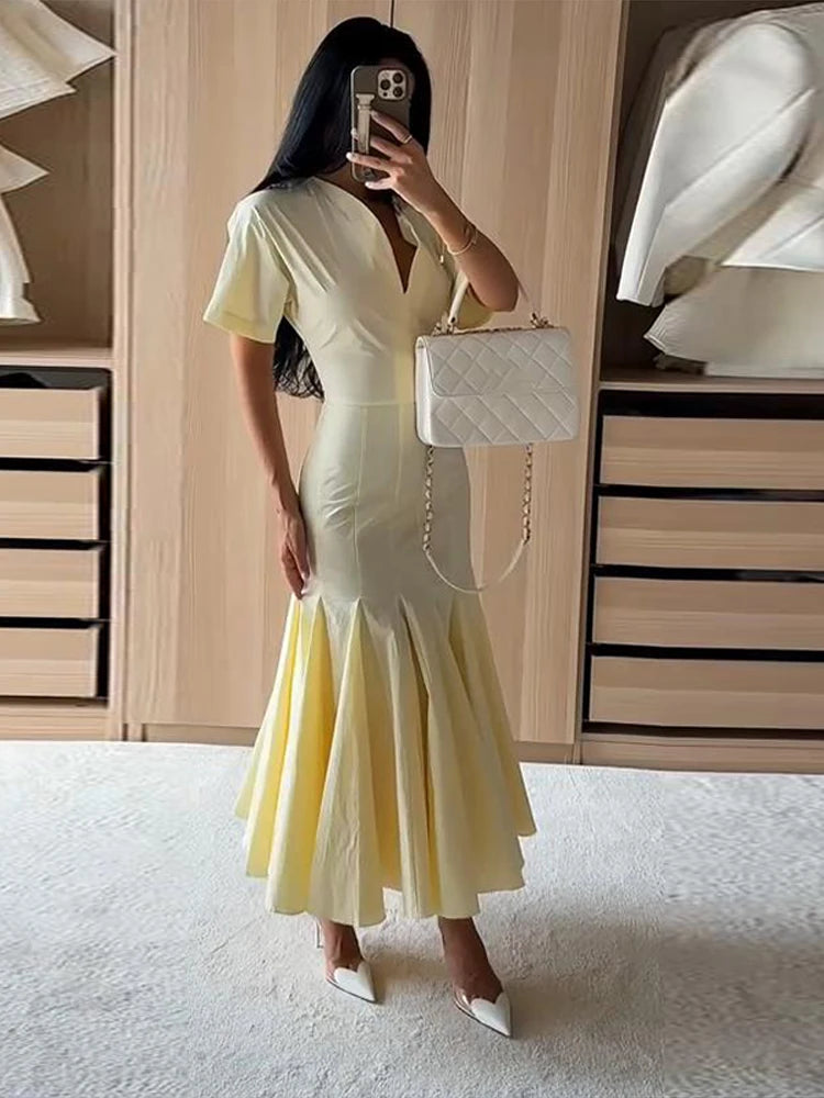 Elegant Solid Women's Dress V-Neck Short Sleeve Pleated Waist-Closed Hip Package Maxi Dresses 2026 Summer Female Vacation Robe