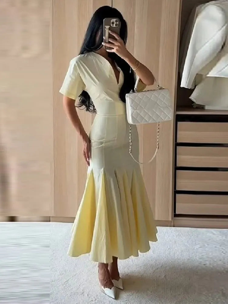 Elegant Solid Women's Dress V-Neck Short Sleeve Pleated Waist-Closed Hip Package Maxi Dresses 2026 Summer Female Vacation Robe